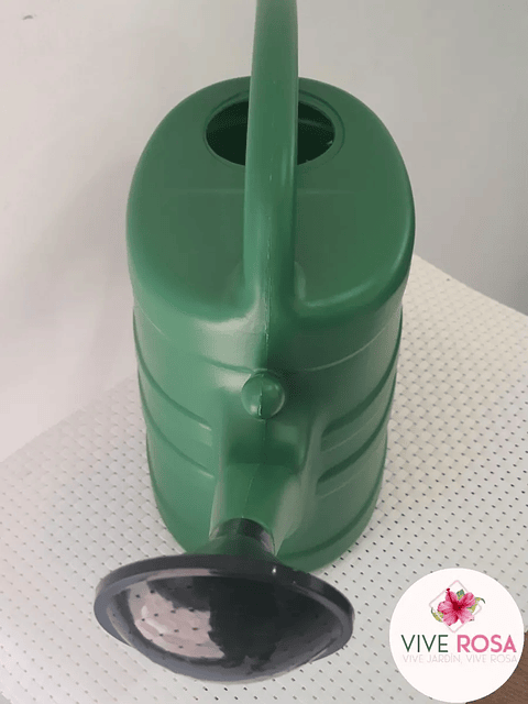 Regadera Plástica x3 Litros De Plantas Salida Forma Lluvia