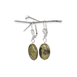 Aretes de piedras naturales