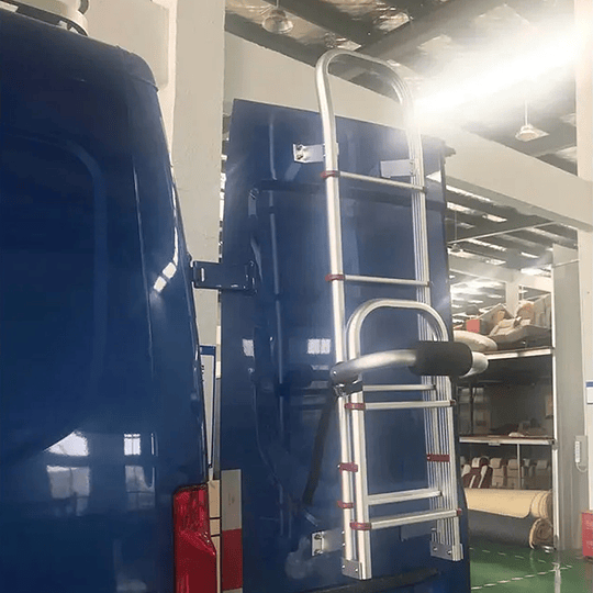 Escalera plegable de aluminio para casa rodante o furgón