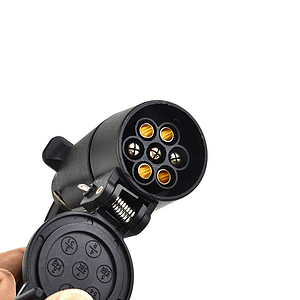 Adaptador americano a europeo para carro