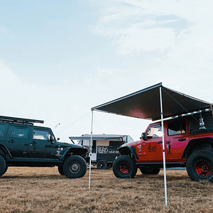 Toldo lateral cassette de apertura asistida 2,60x2,50 metros tela vinilo 3D 510g