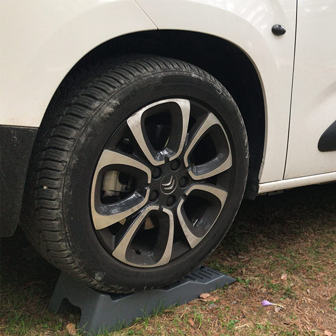 Kit niveladores Fiamma con 3 alturas con bolso de transporte 4