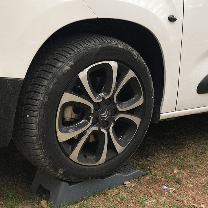 Kit niveladores Fiamma con 3 alturas con bolso de transporte 4