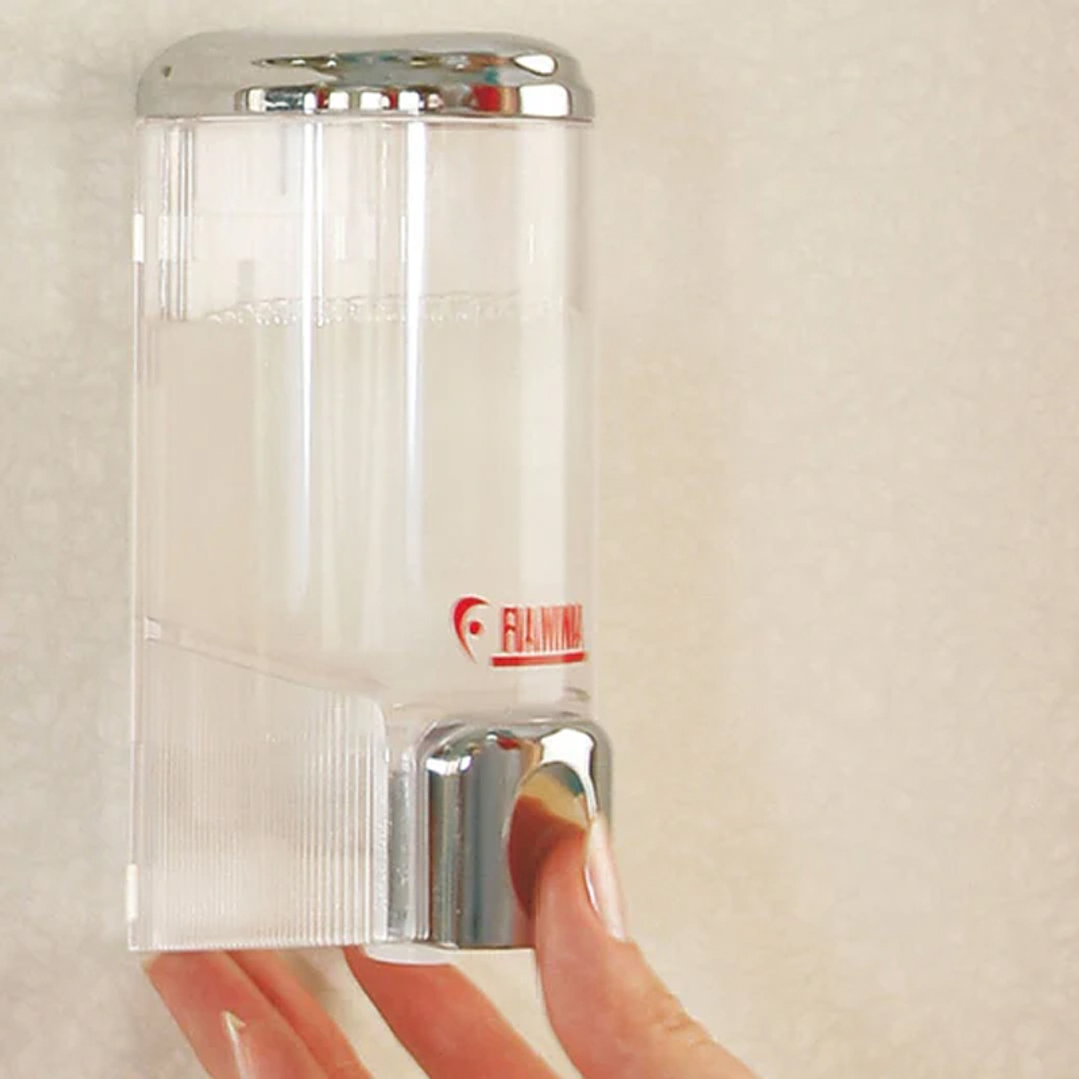 Dispensador de shampoo o jabón Fiamma 200ml 2