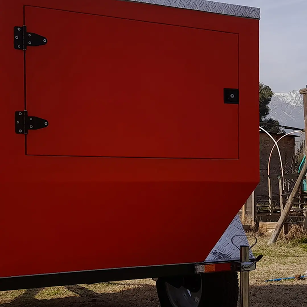 Cerradura chapa de impacto chica negra con llave 90x70mm 6