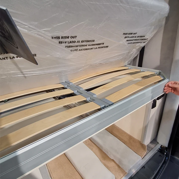 Cama modular y plegable Van Bed de Lippert para furgones y motorhomes 10