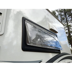 Ventana Ranger 1000x500mm esquinas rectas sin blackout