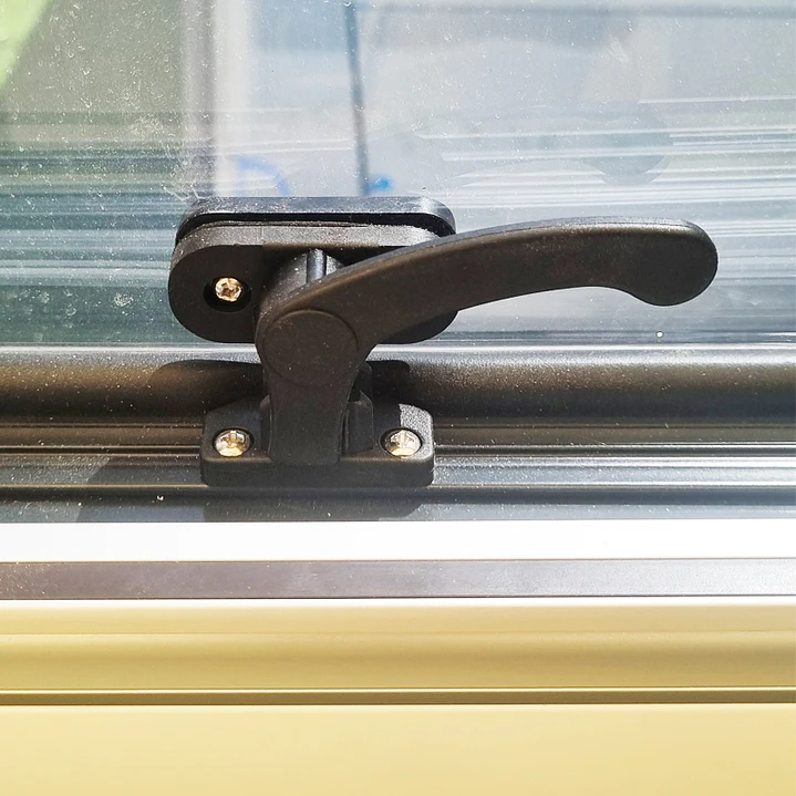 Pestillo derecho para ventana Ranger 4