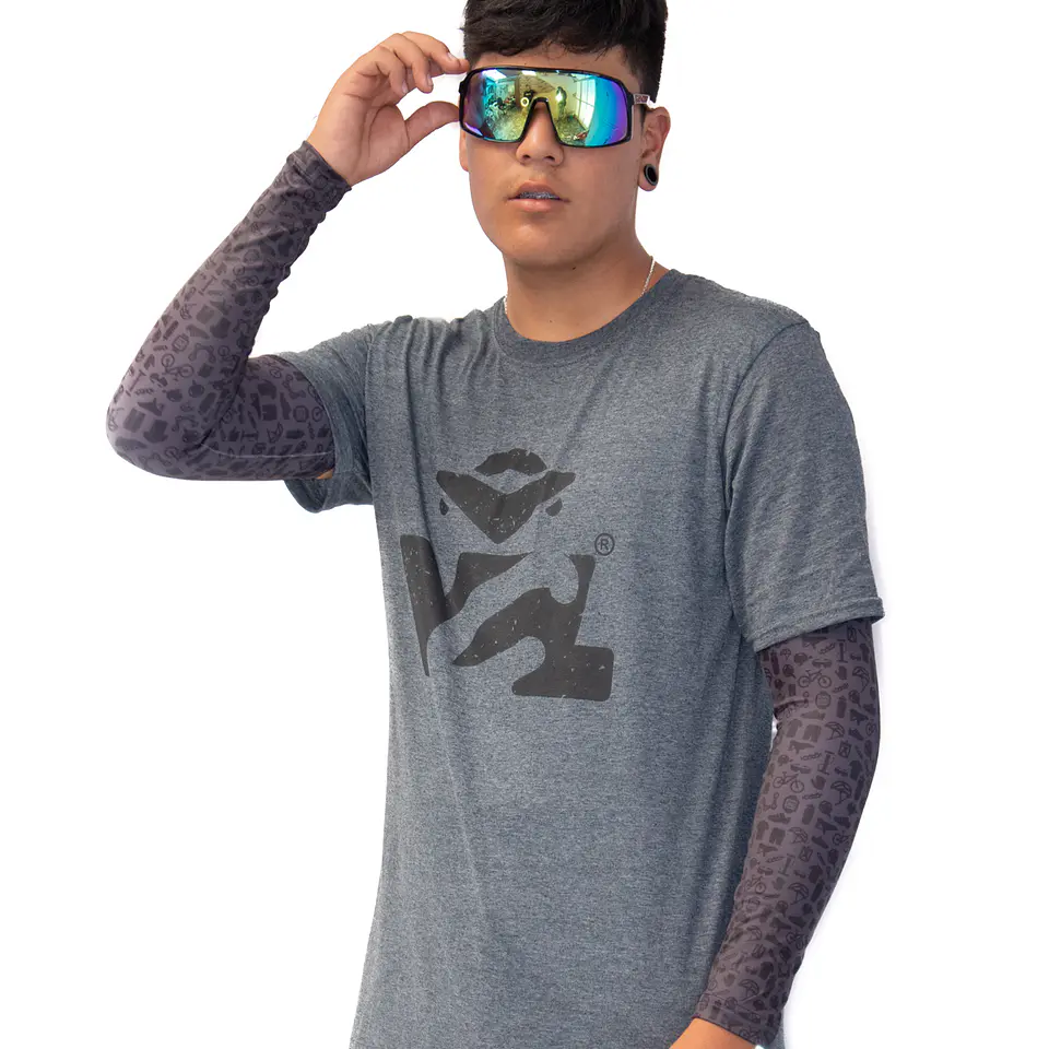 Manguillas VÍVELA UV minimalist 2