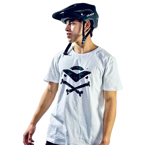Polera lifestyle algodón orgánico BONES Blanca