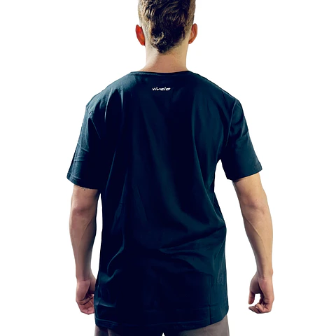 Polera lifestyle algodón orgánico TWO Negra