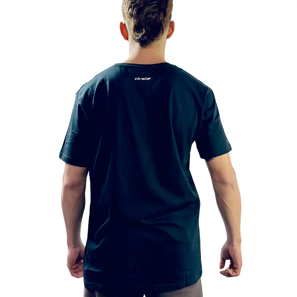 Polera lifestyle algodón orgánico TWO Negra 2