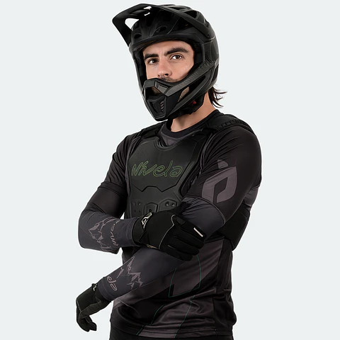 MANGUILLAS VÍVELA PROTECCIÓN UV DISEÑO MONTAÑA NEGRA