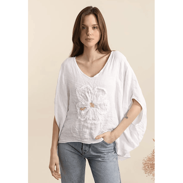 BLUSA FLOR BLANCA 1