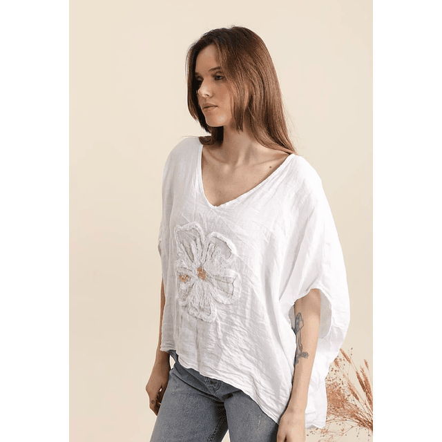 BLUSA FLOR BLANCA 3