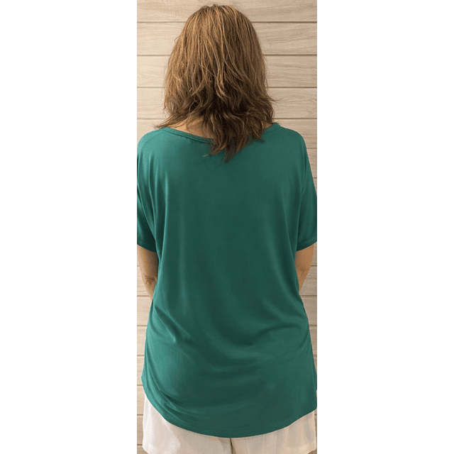 POLERA DOMINGA VERDE 2