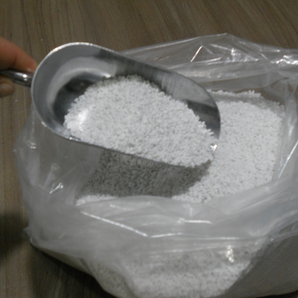 Perlita hortícola 8 mm en formato de 4 litros. 2