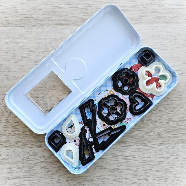 Estuche para Maicena y Cortadores 3