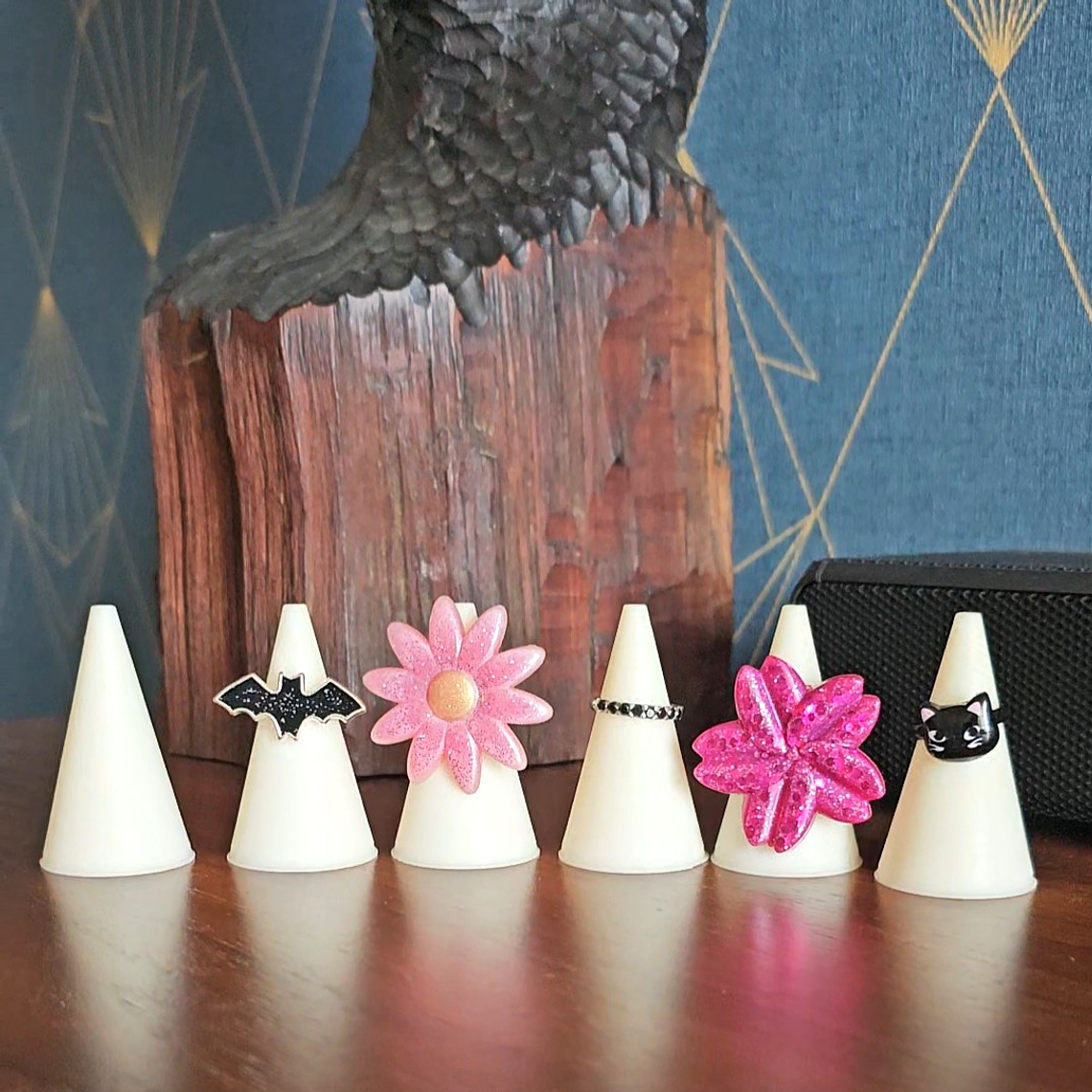 Cono exhibidor anillo 1