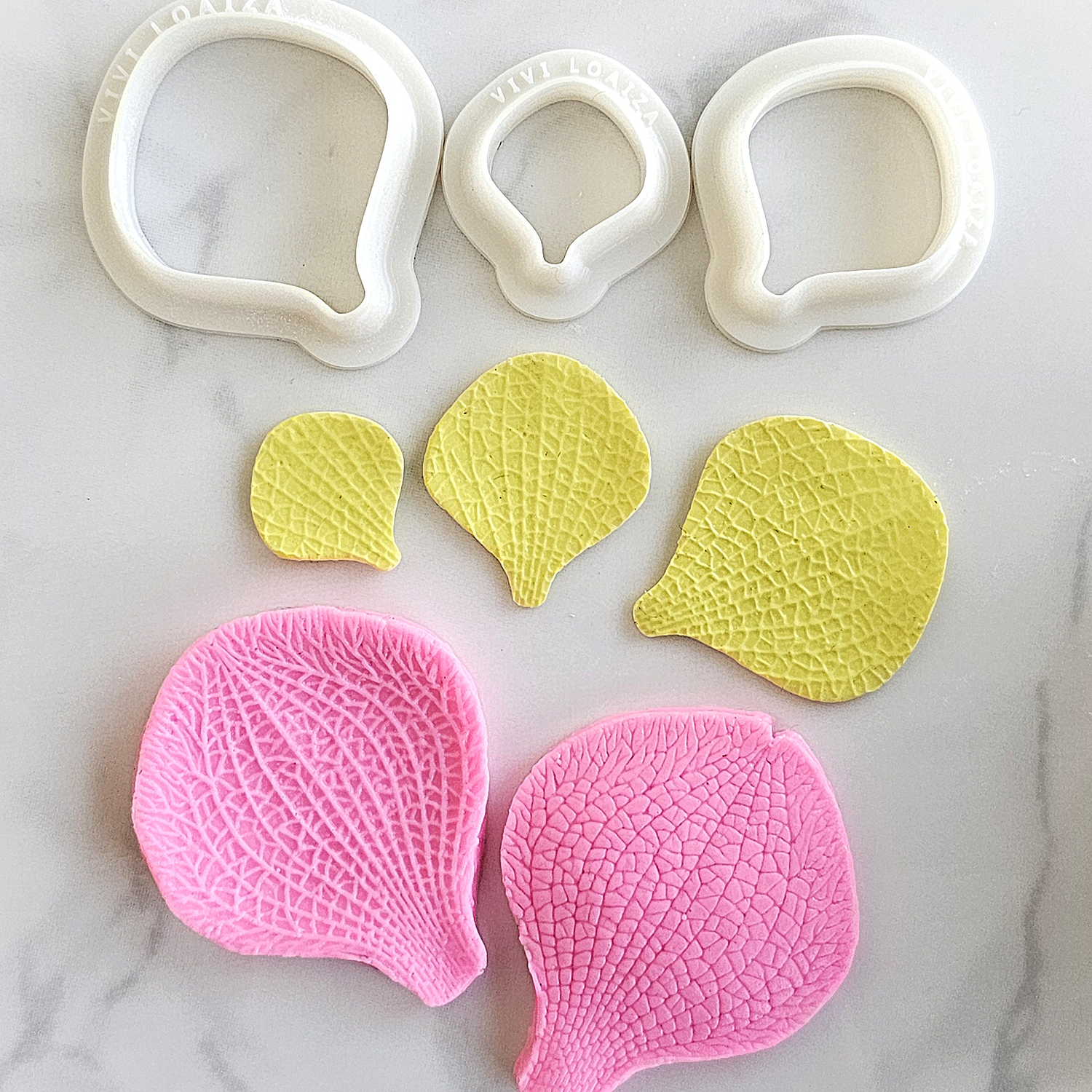 Molde y cortador texturizador petalo grande