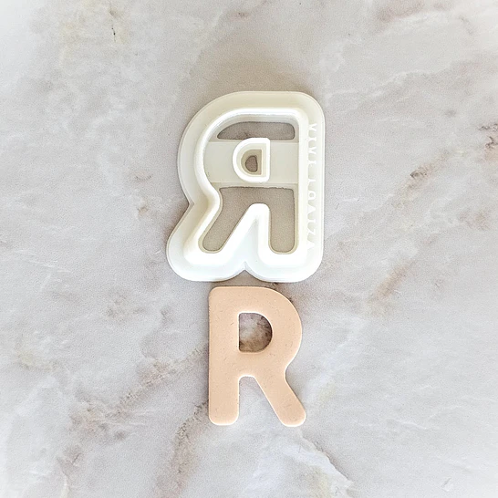 Letras 3cm 18