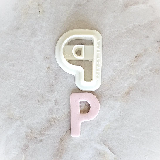 Letras 3cm 16
