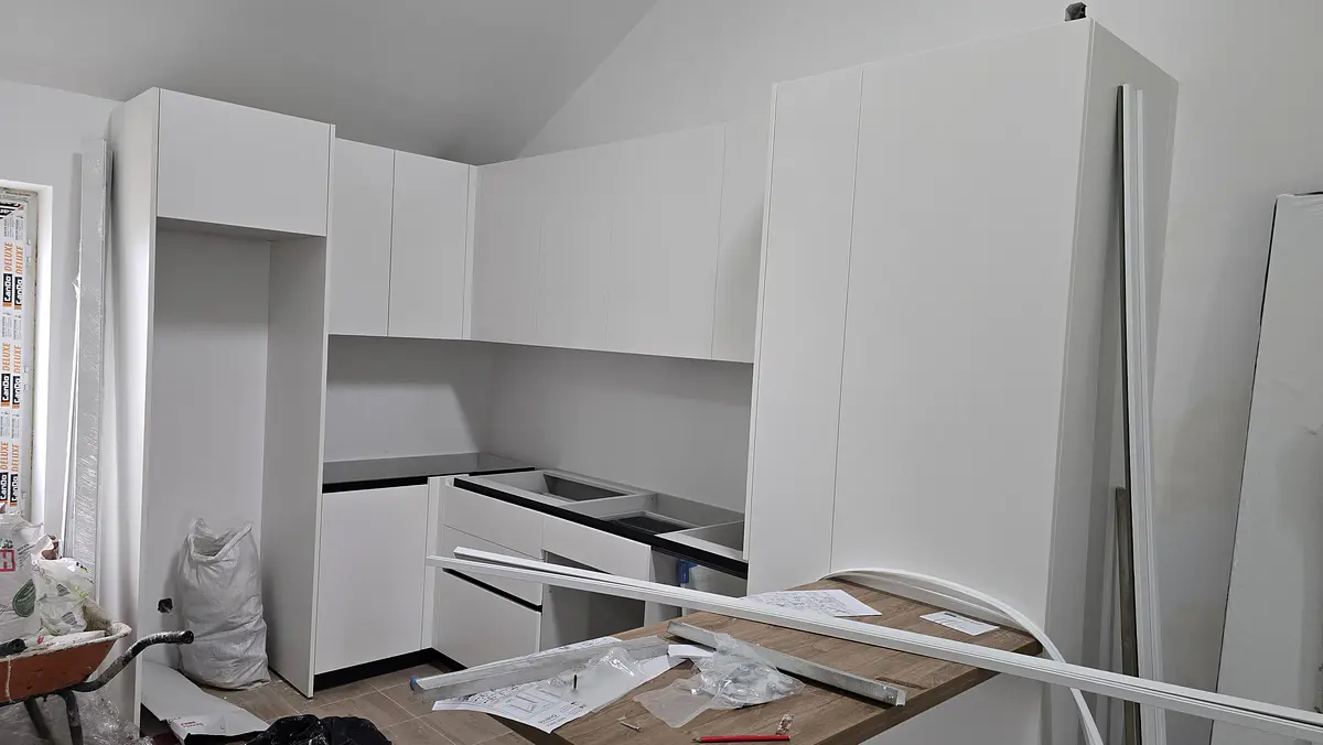 Desenho construção e montagem de cozinha 