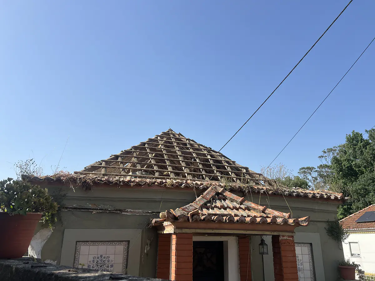 Reforma de  telhados antigos 