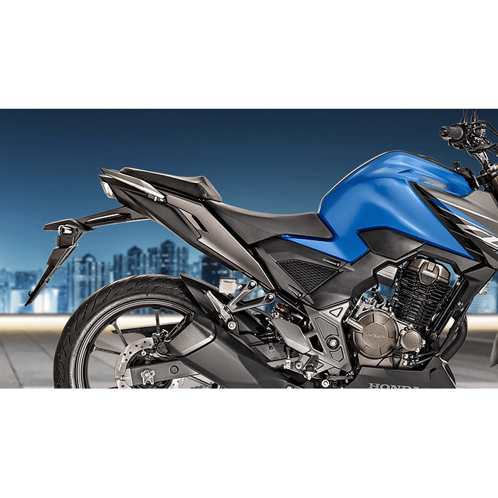 Honda CB300 Twister 9