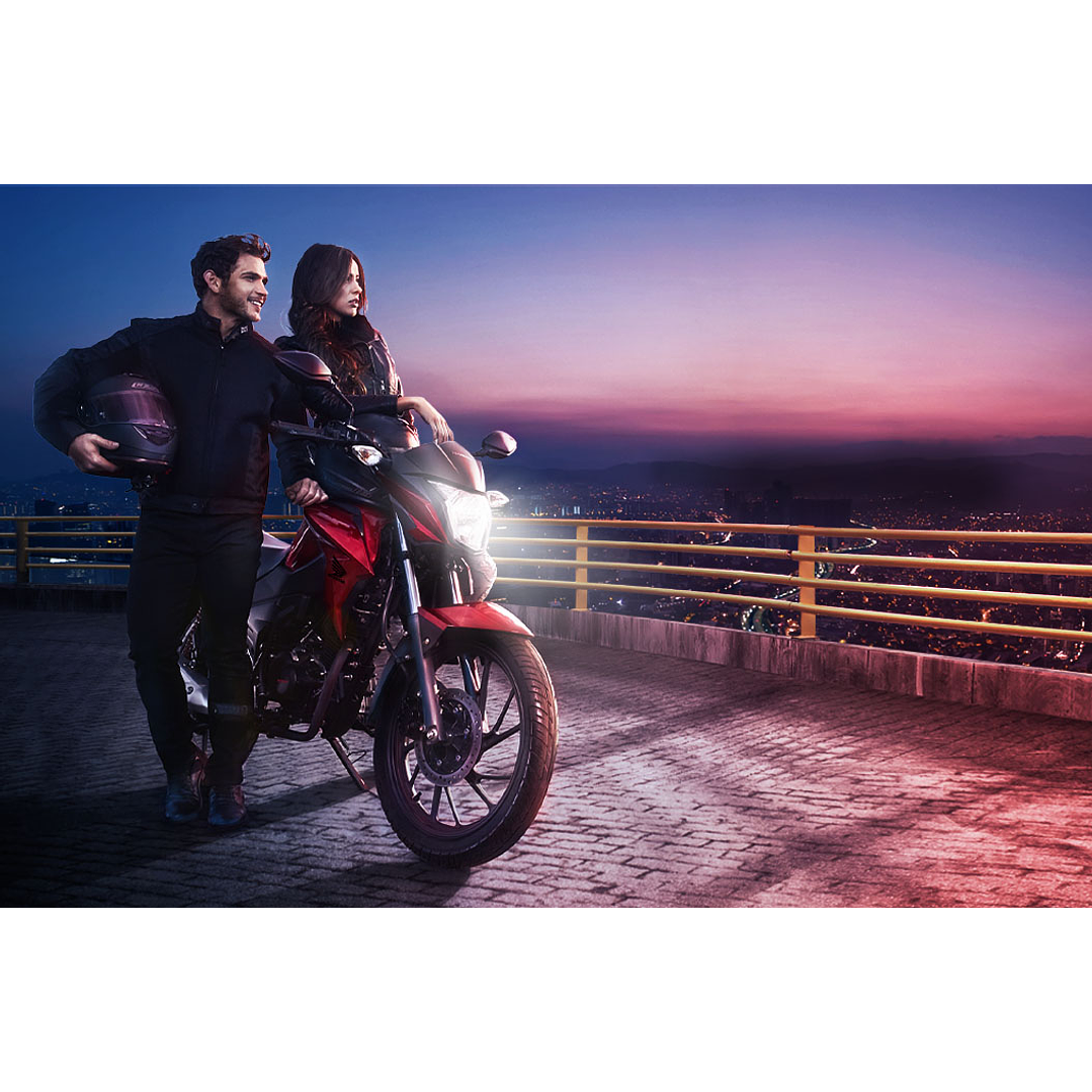 Honda CB125F Twister 6