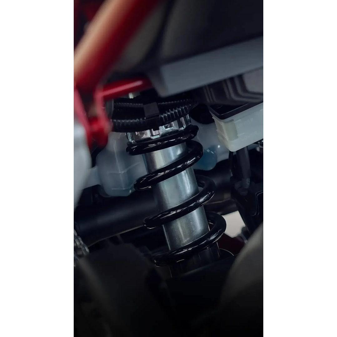 Honda CB750 Hornet 6