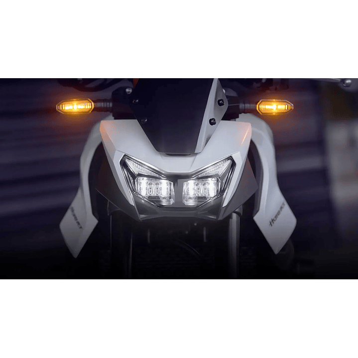 Honda CB750 Hornet 8