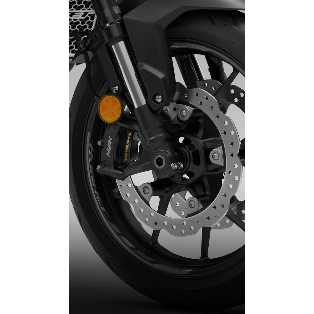 Honda CB750 Hornet 9