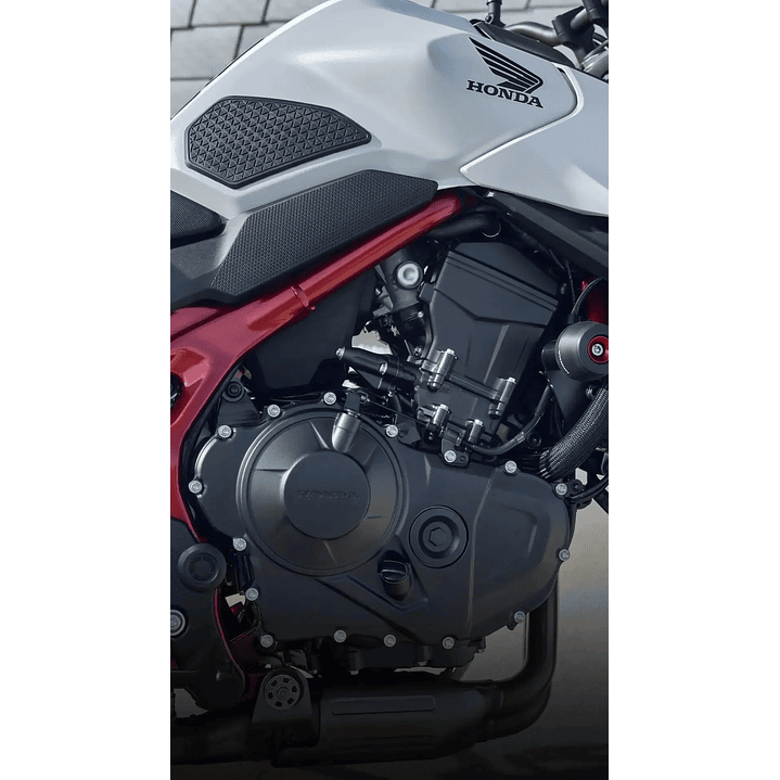 Honda CB750 Hornet 10