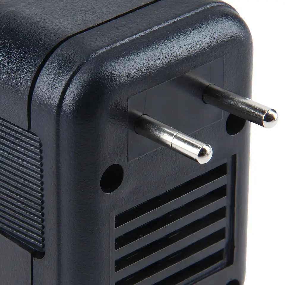 Macrotel, Transformador de 30 Watts 2