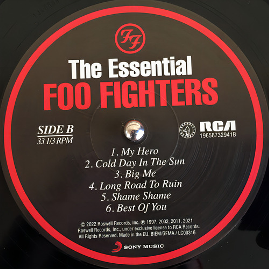 Foo Fighters - The Essential Foo Fighters 4