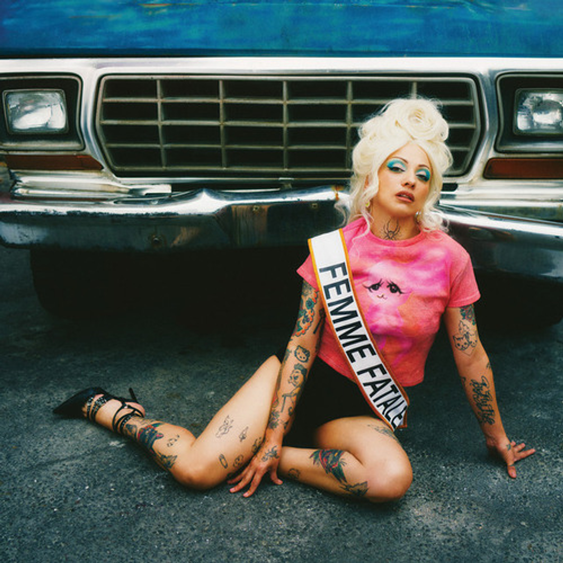 Mon Laferte Femme Fatale Cd Estándar 1