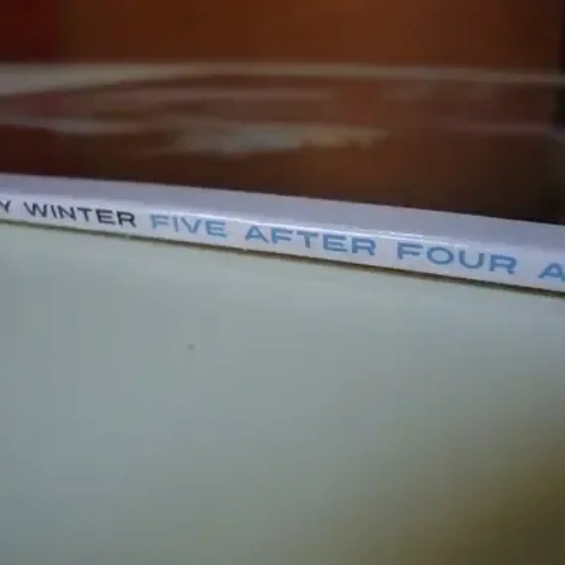 Vinilo Johnny Winter: Five After Four Am, Álbum De Blues Importado 3