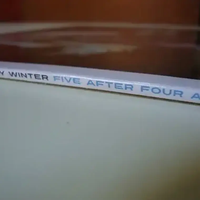 Vinilo Johnny Winter: Five After Four Am, Álbum De Blues Importado 3