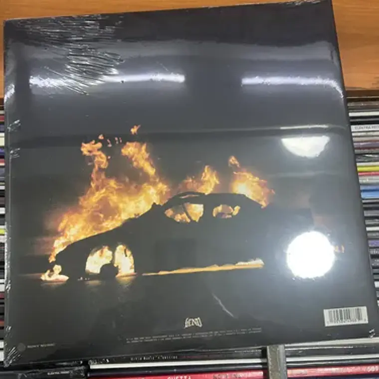 Young Cister - La Ciudad Nunca Duerme Lp 4