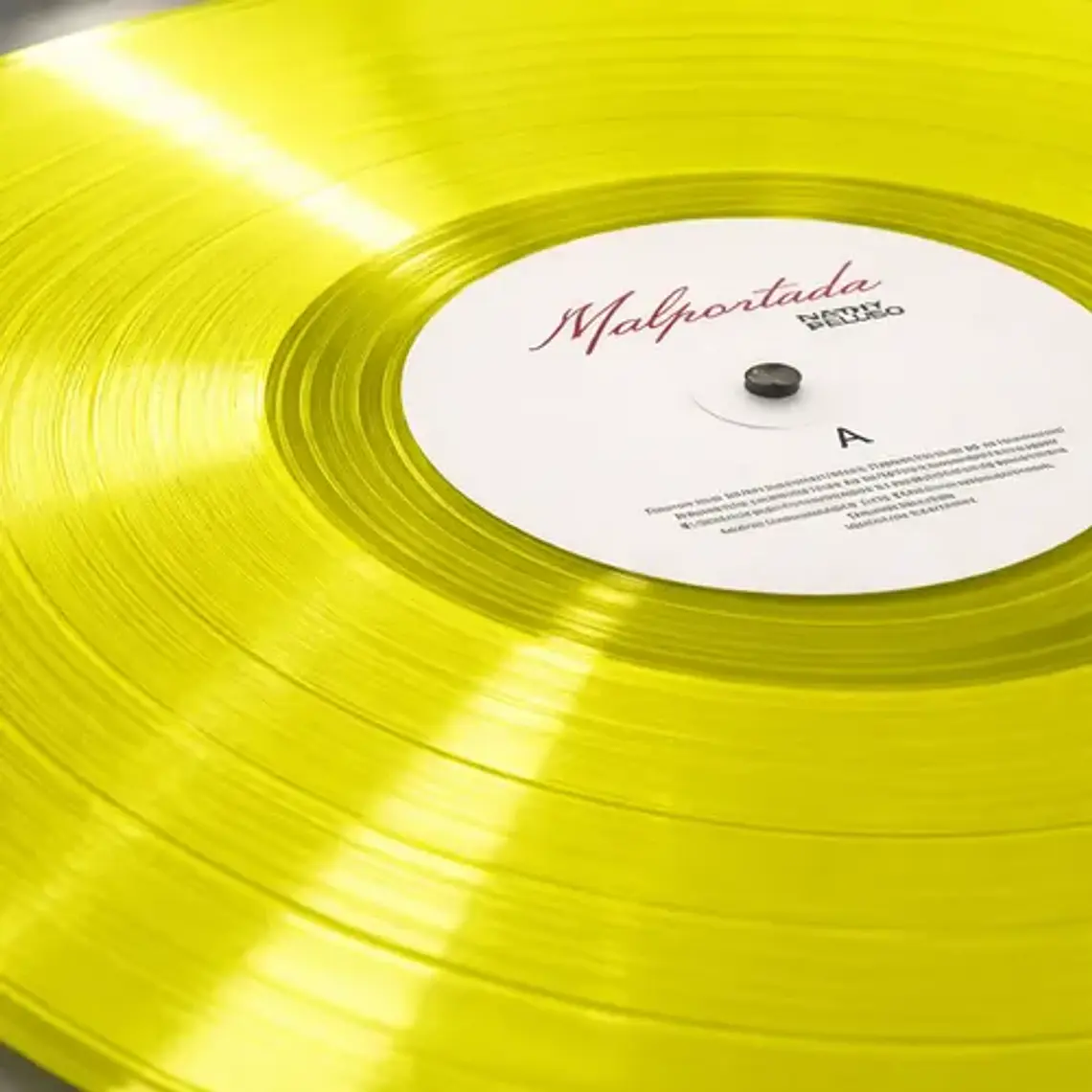 Nathy Peluso - Malportada (highlighter Yellow Vinyl/140g) 3