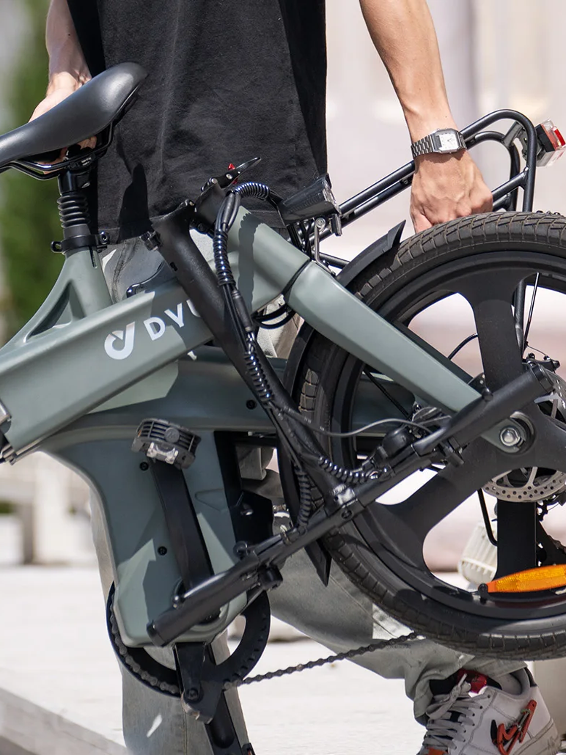 Bicicleta Eléctrica DYU T1 Plegable – Motor Brushless 250W, Batería de Litio 36V 10Ah 8