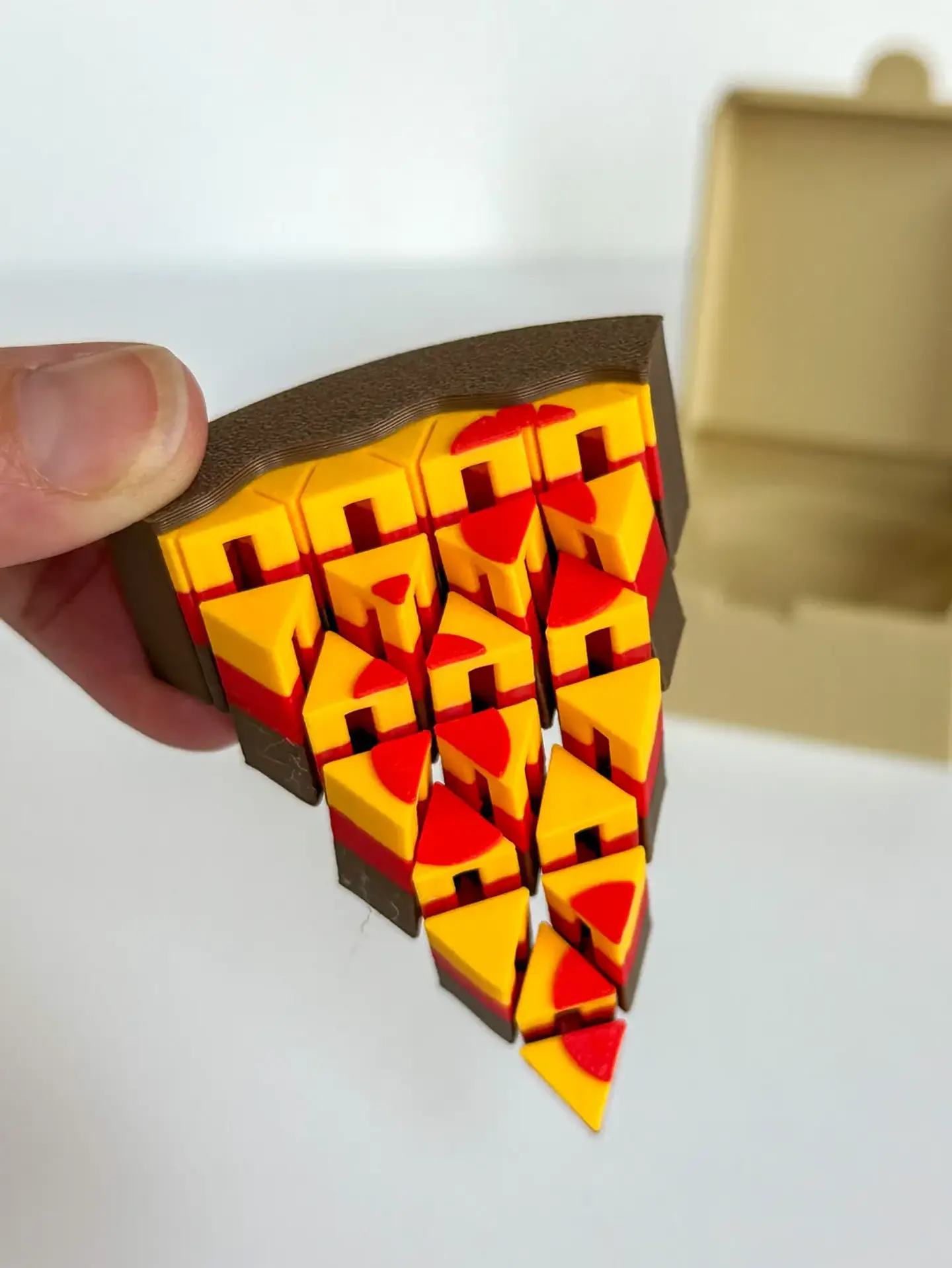 Pizza familiar sensorial articulada – Puzzle fidget con caja 2