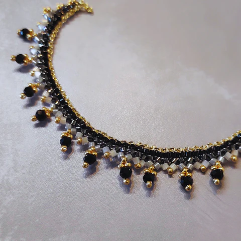 Choker tejido corto
