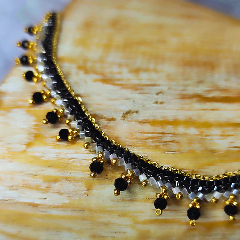 Choker tejido corto