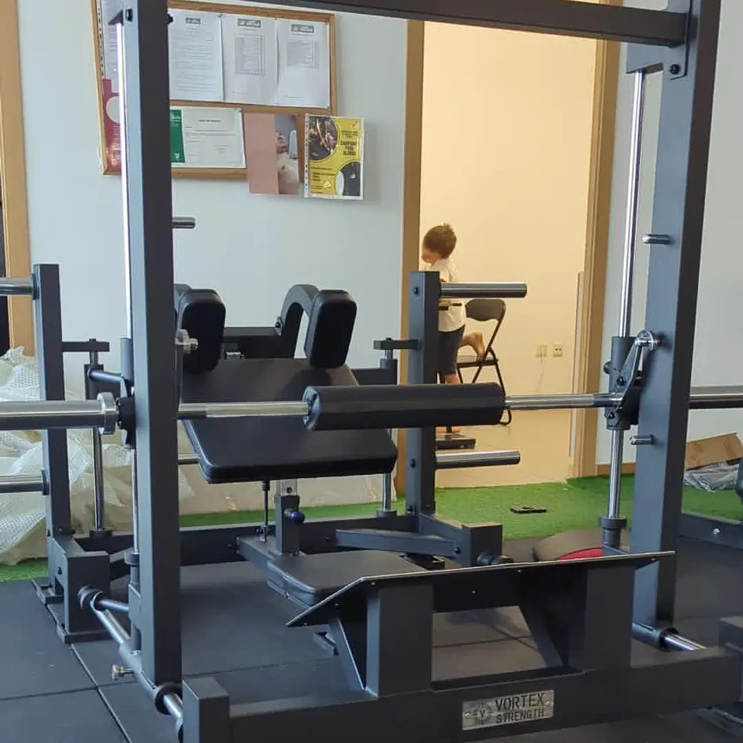 HT7- Hip Thrust Smith 3 D pro 1