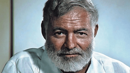 Ernest Hemingway: Icono de la Literatura del Siglo XX﻿