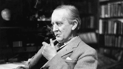J. R. R. Tolkien: Maestro de la Fantasía y la Lingüística