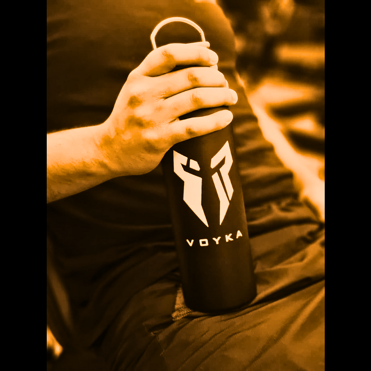 Botella termica acero inoxidable Voyka. 750ml con Tapa de Bambu 2