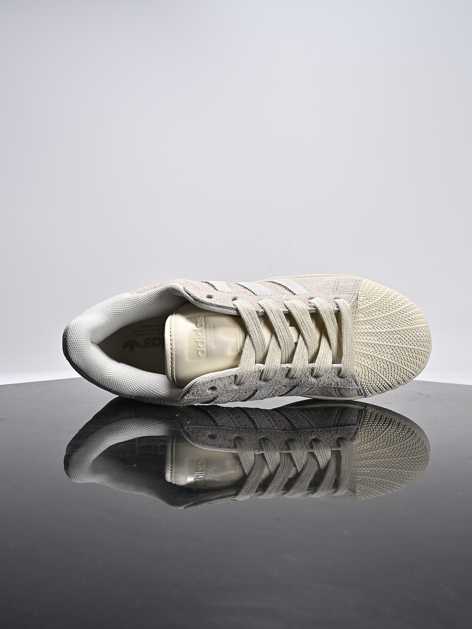 Adidas Originals Superstar XLG 3